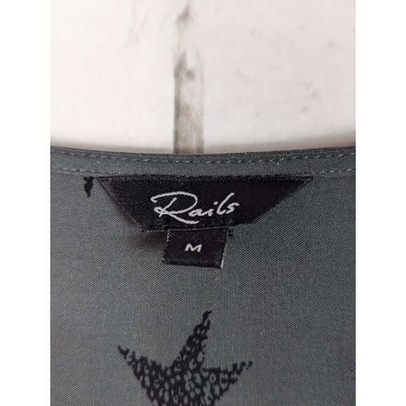 RAILS "Hillary" Top in Charcoal Cheetah Stars Faux Wrap Rayon LS Size Medium - Picture 4 of 6